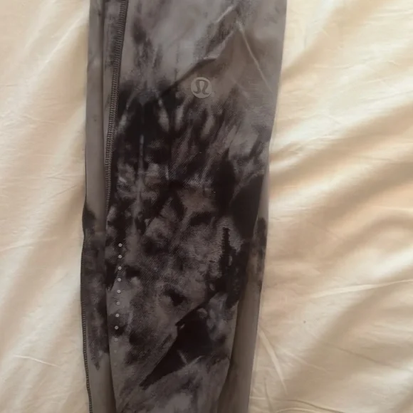 Lululemon Fast and Free Tight 25” Game Day Dark Chrome Black Multi - Picture 4 of 5